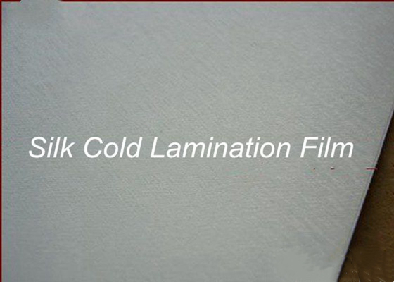 Silk Effect Cold Laminating Film Gulungan 0.6MM Untuk Perlindungan Gambar Grafis